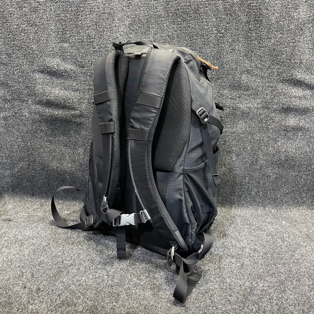REI Co-op 168486 Trail 25 Backpack Womens Black Hiking Pack Bag w/ Rain Cover - Picture 11 of 16